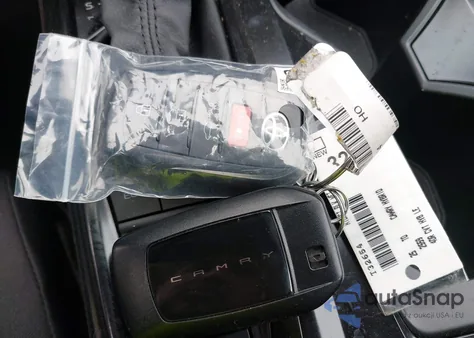 2025 Toyota Camry Le из США, поврежденный, VIN 4T1DAACK6SU561974